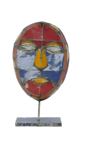 Product image of the product “Small Mask on stand - Modell 2, 52cm height, sculpture from upcyceled oil barrel. ”